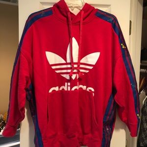 Women’s boyfriend style sweatshirt